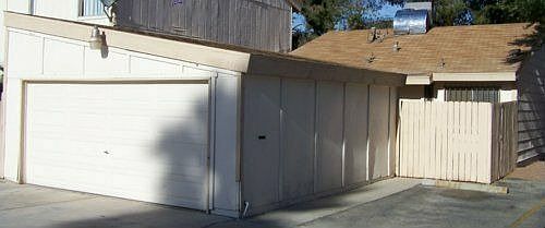 Street View-Patio/Garage