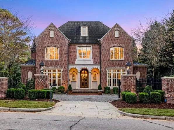 2627 Fairview Rd, Raleigh, NC 27608