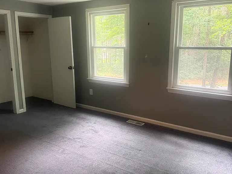 122A Rivergate Rd — Photo 2