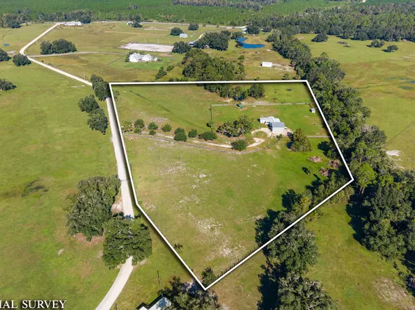 381 SW 398th St, Horseshoe Beach, FL 32648