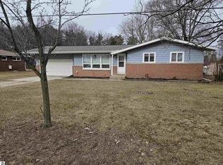 1006 Cheesman Rd, Saint Louis, MI 48880