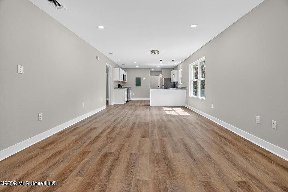 1st image of 7247 Smith St