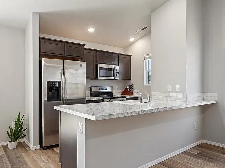 9087 W Candytuft St — Photo 3