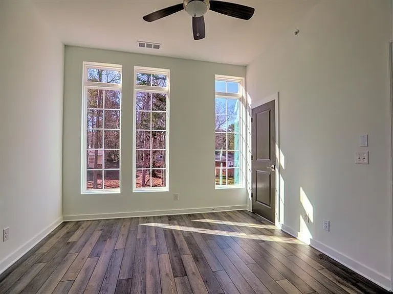 155 Devore Rd — Photo 29