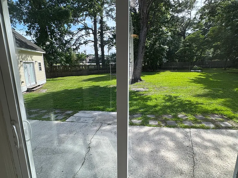106 Cambell Ct — Photo 5