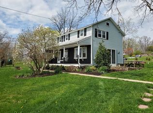 622 E Pleasantview Rd, Manheim, PA 17545