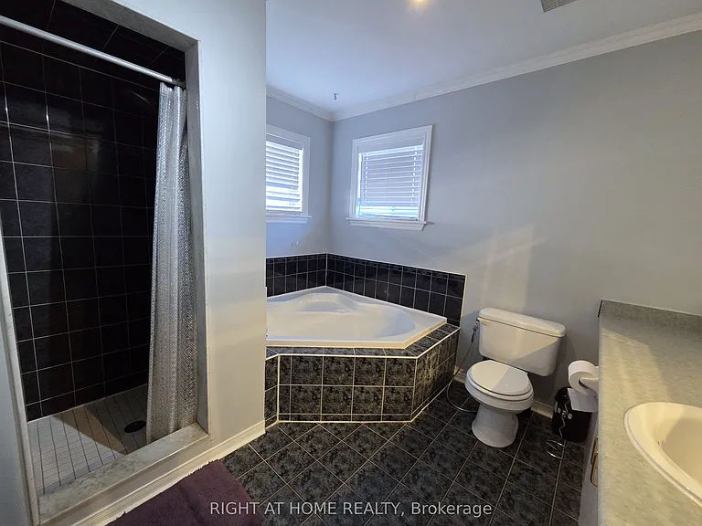 99 Purcell Cres — Photo 19