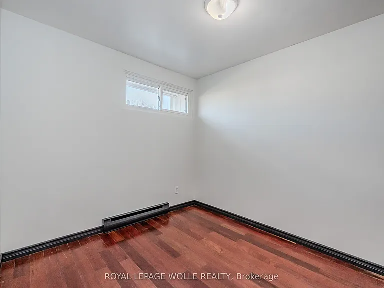 550 Parkview Cres — Photo 15