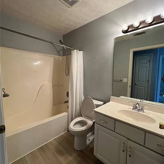 2925 Ashbyrn Ct — Photo 9