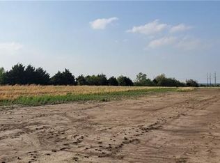 9732 Ingrid St, De Soto, KS 66018
