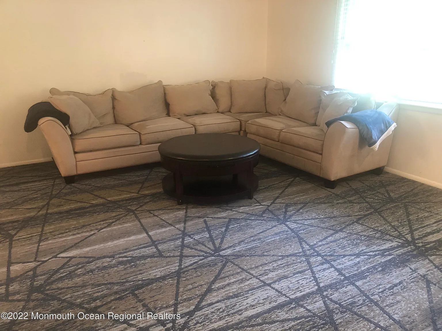 4 bed, 2150 sqft, $2,200 — Photo 4