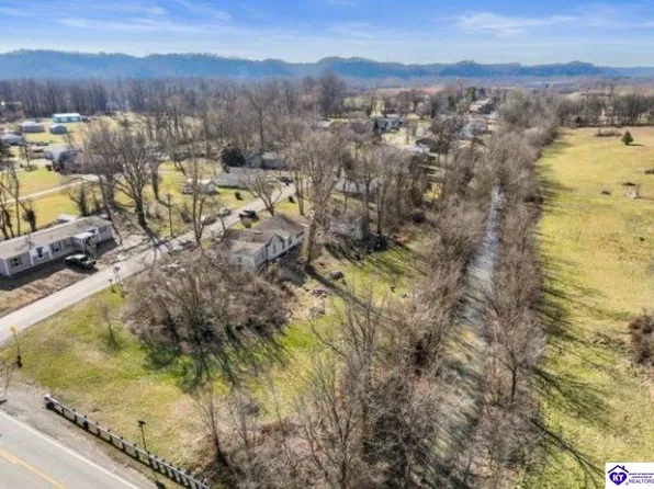 13504 Bohannon Ave, Louisville, KY 40272