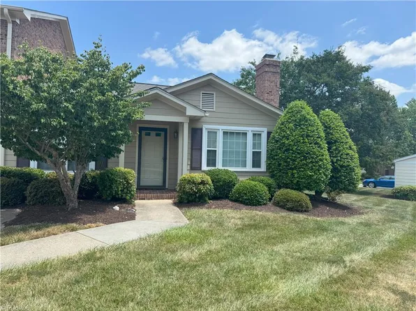 2 Prairie Trl Unit D, Greensboro, NC 27410