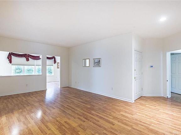 5th image of 461 Bending Branch Ln