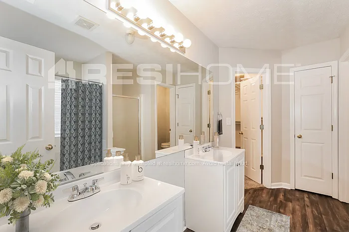 3035 Hampton Club Way — Photo 10