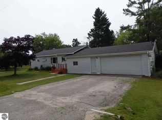 749 N St W, Tawas City, MI 48763