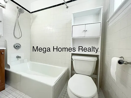 Rented by Mega Homes Realty INC | media 14
