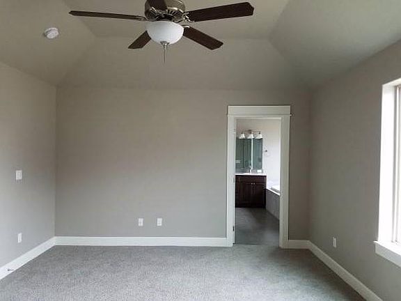 5th image of 21353 NE Evelyn Pl