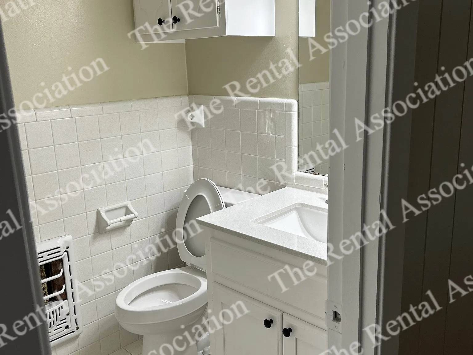 R- 1801 Roosevelt Drive - 1 — Photo 3
