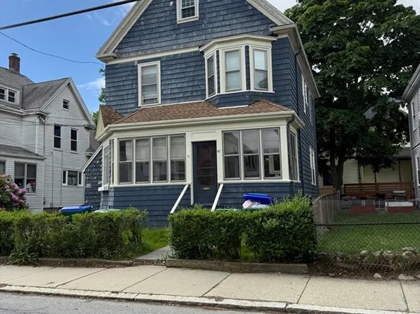 40 Summer St, Medford, MA 02155