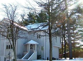 113 Saint Tropez Cir, Patterson Hts, PA 15010
