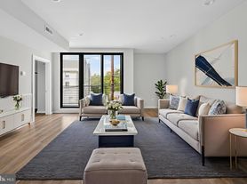 381 Martin St, Philadelphia, PA