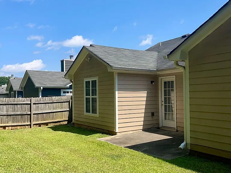 8584 Guthrie Dr — Photo 12
