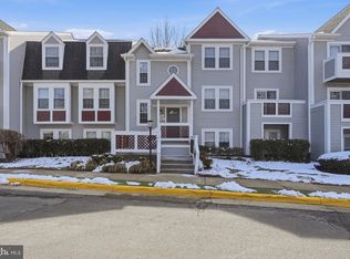 12940 Grays Pointe Rd #C, Fairfax, VA 22033