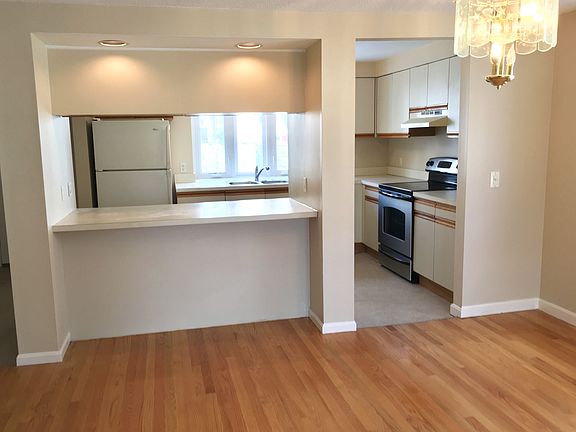 4th image of 140 N Main St Unit 9A