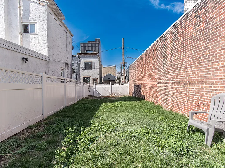 2316 E Lehigh Ave — Photo 52