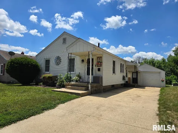 270 Thompson Ct, Canton, IL 61520