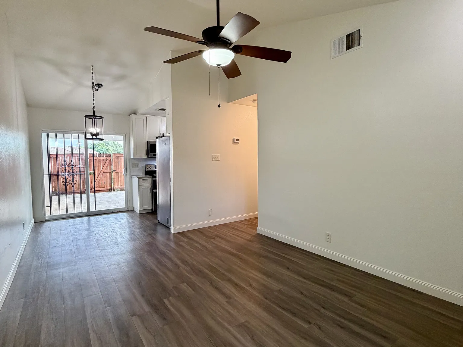 9140 Timber Path — Photo 4