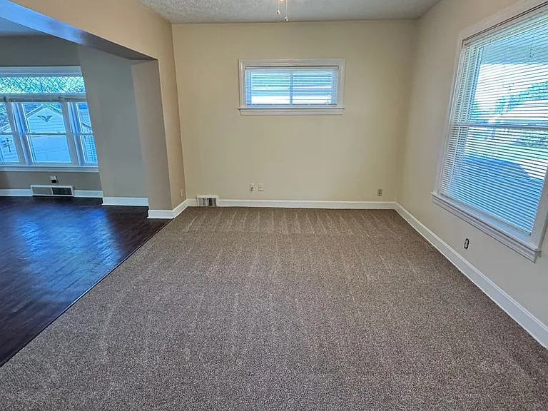 119 Olive St — Photo 4
