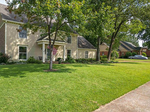 3rd image of 2444 Brachton Ave