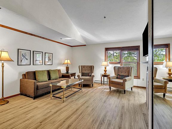 4th image of 101 Osthoff AVENUE #455
