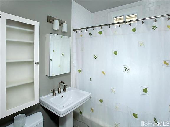 5th image of 527 Central Ave APT 2