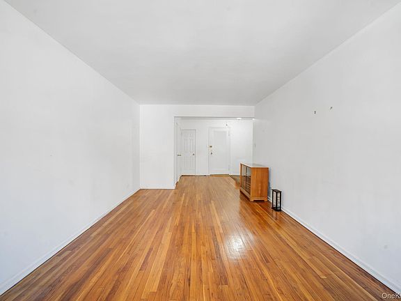 4th image of 83-85 Woodhaven Boulevard #3L
