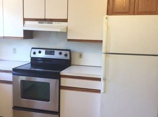 26 Coggeshall St APT 3R, Providence, RI 02908
