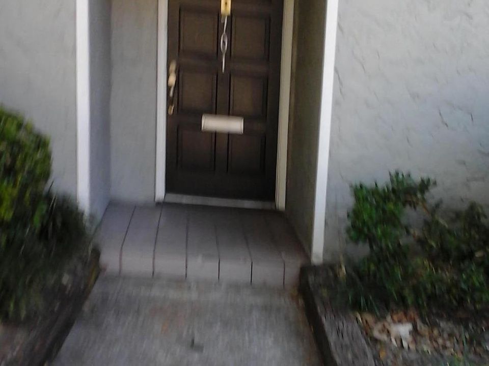 1st image of 701 Oaks Manor Ct #O5-2