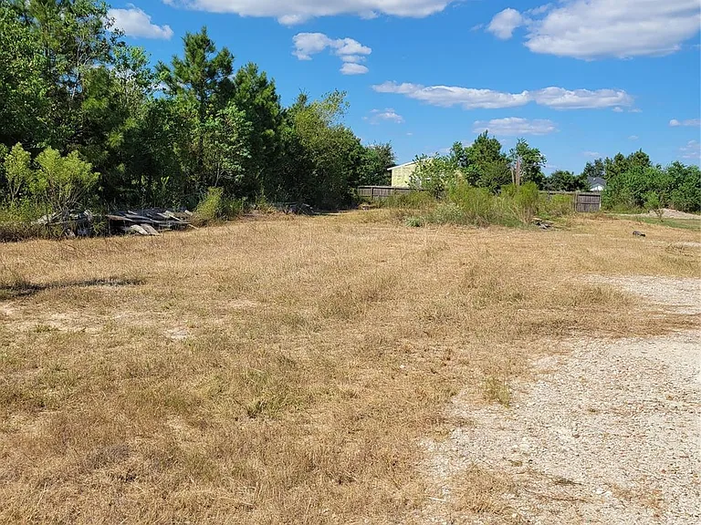 187 County Road 5210 — Photo 2