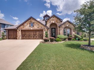 1813 Chadwick Ln, Forney, TX 75126