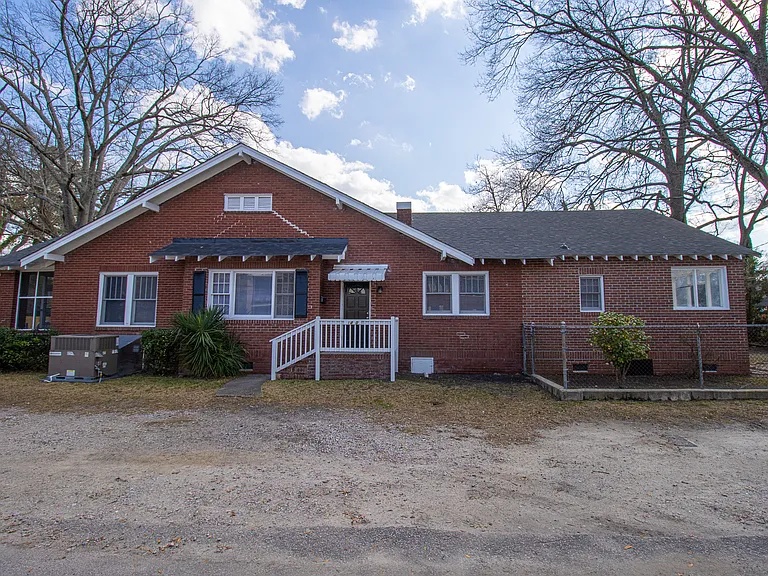1420 Franklin St — Photo 25