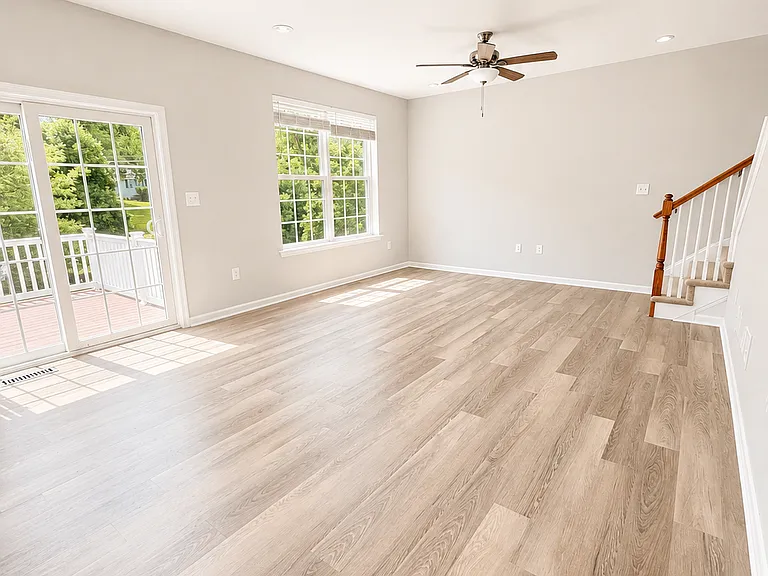 205 Carriage Walk Dr — Photo 12