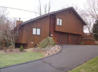 213 Woodstock Pl, Kingsport, TN 37663