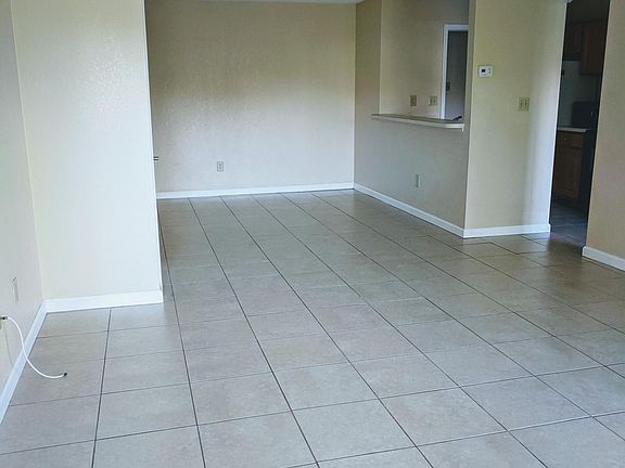 living room - view from the entrance