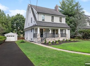 613 Hillcrest Road, Ridgewood, NJ 07450