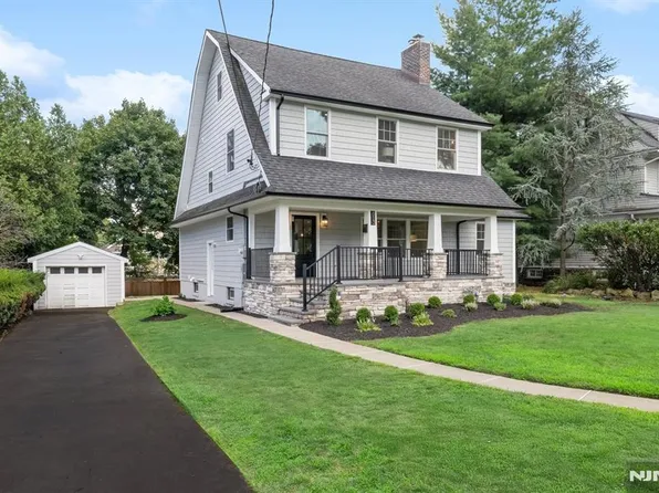 613 Hillcrest Rd, Ridgewood, NJ 07450