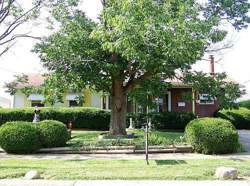2nd image of 311 Whitewater Dr