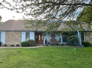 1694 W Monique Dr, Scottsburg, IN 47170