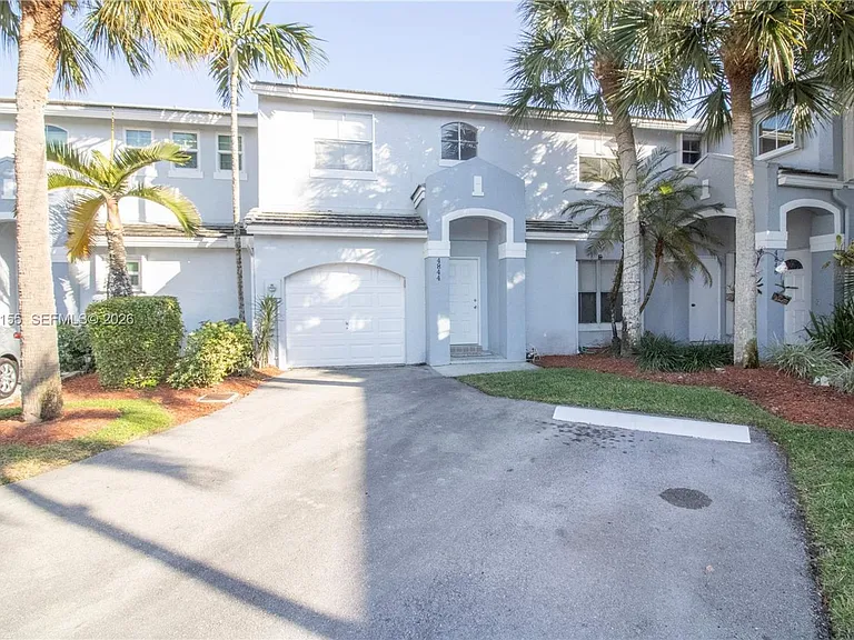 4844 Grapevine Way — Photo 8